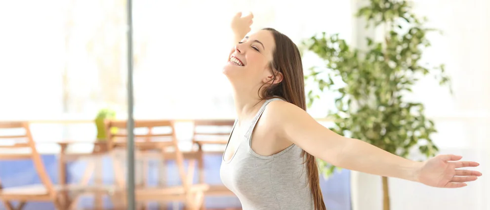 Mit dem Flaschen-Trick kühlt Ihre Wohnung bei Hitze wunderbar ab