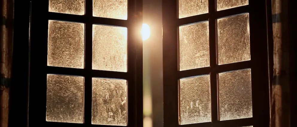 Warum Sie das Fenster im Schlafzimmer nachts nicht öffnen sollten